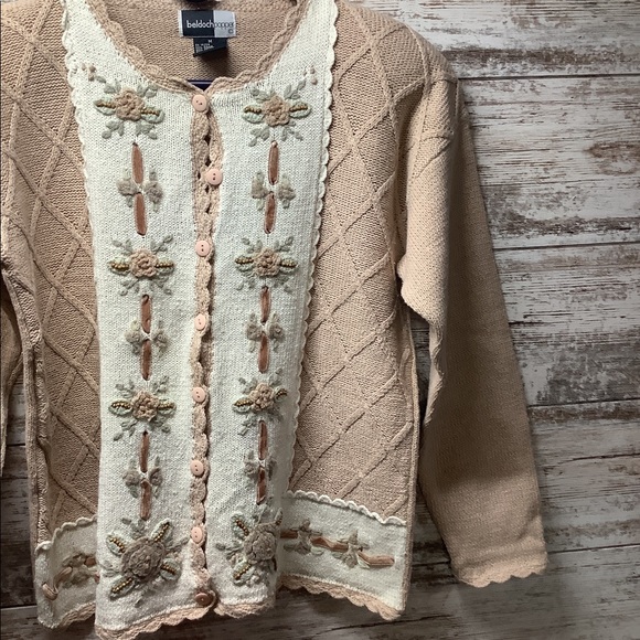 Beldoch Popper - Ladies Floral Cardigan Sweater - Picture 5 of 8